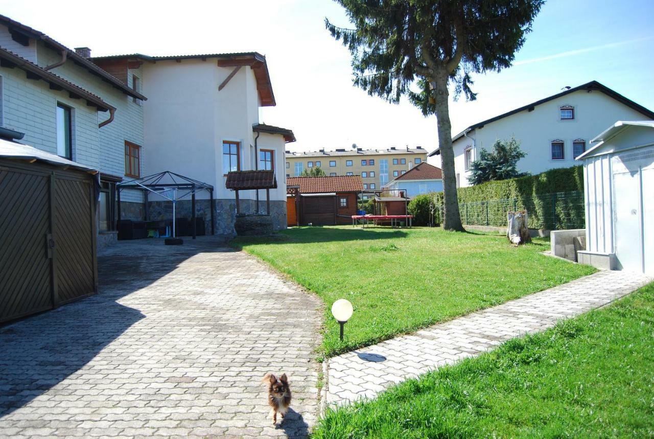 Gaestezimmer Glaser Gross-Siegharts ภายนอก รูปภาพ
